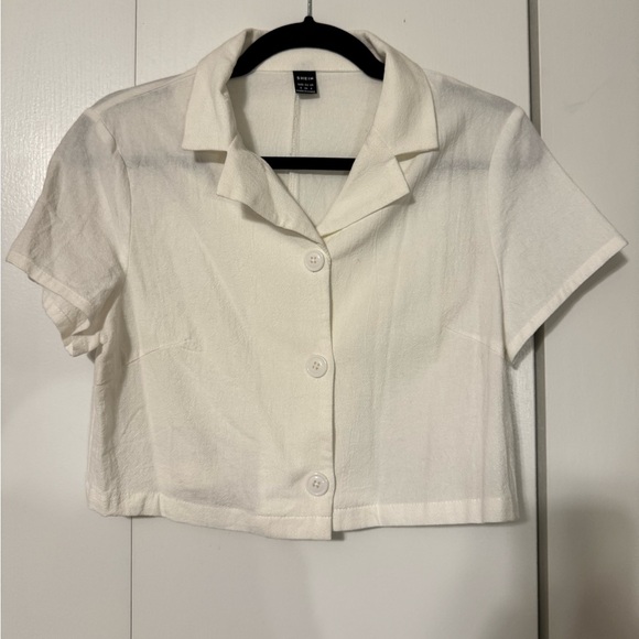 Tops - White Cropped Button Up
